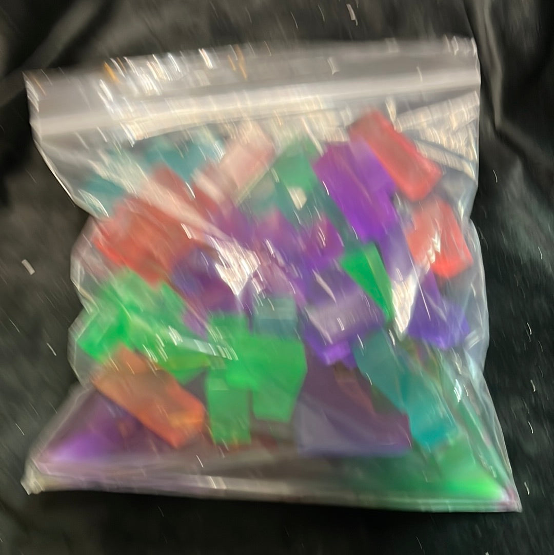 Resin pyramid puzzle