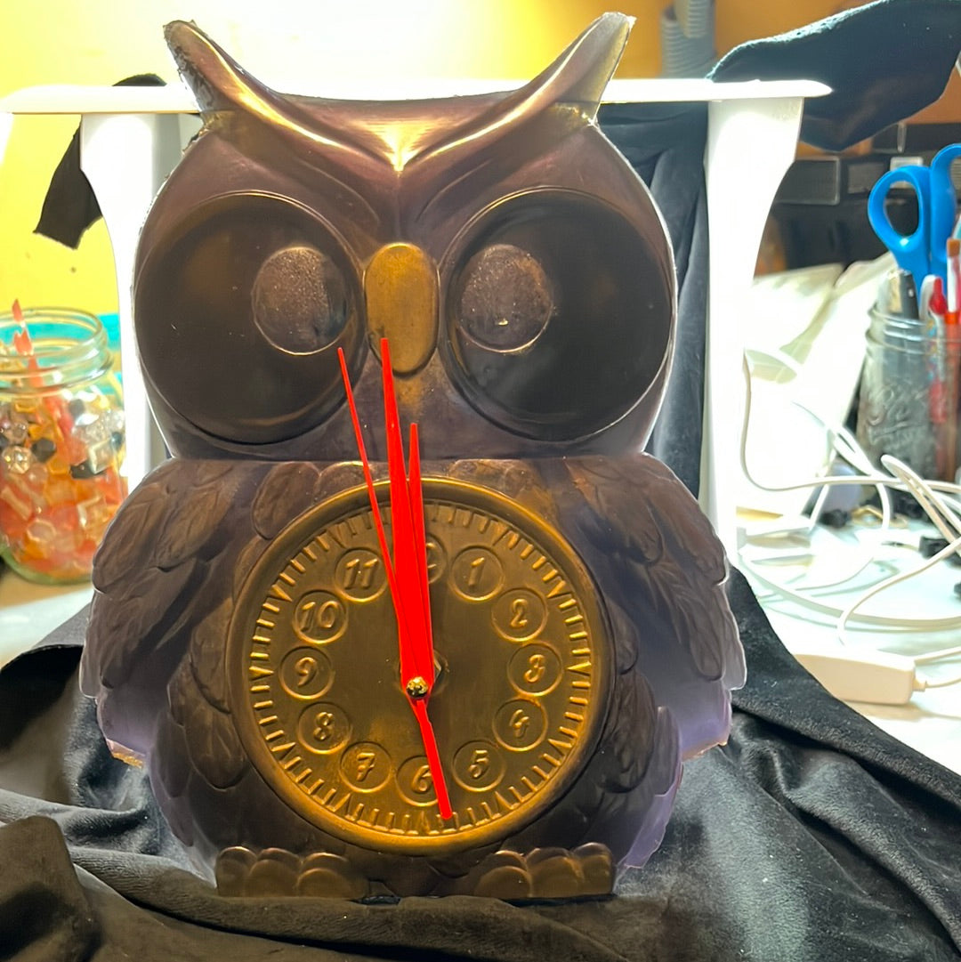 Owl clock