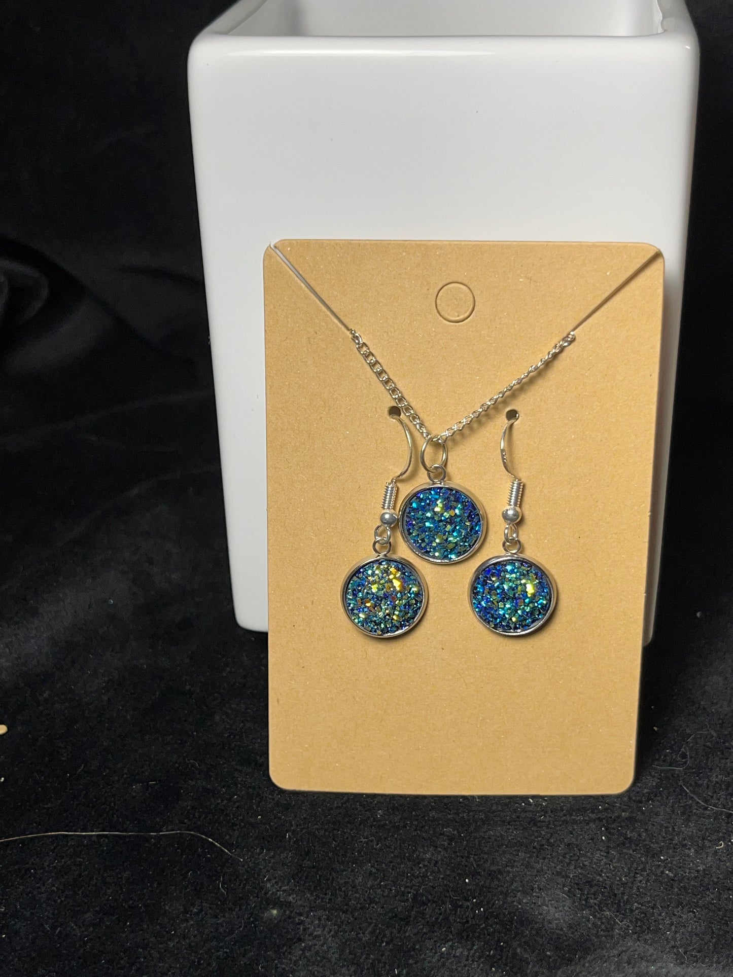 Sparkly Round Cabochon on a silver Chain Necklace with Matching Stud Earrings