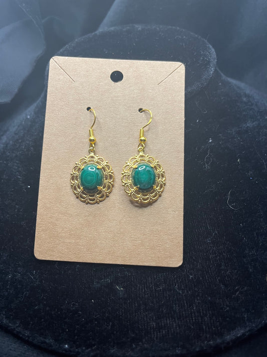 Dangle oval Doily Earrings