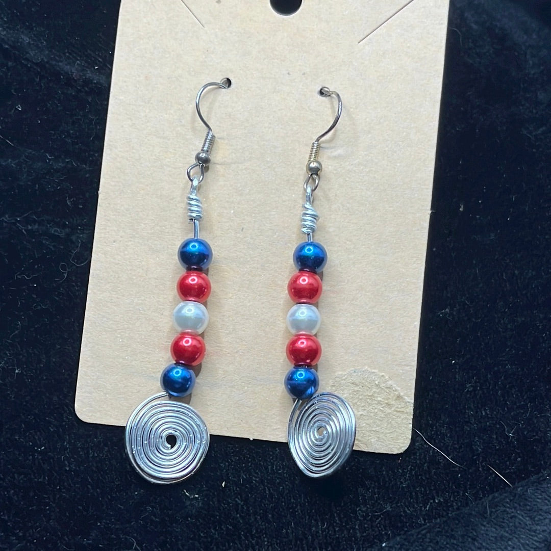 Beaded dangle earring