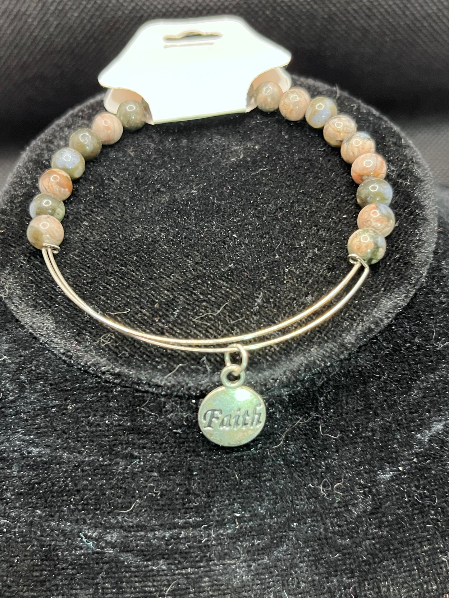 Faith charm beaded bracelet