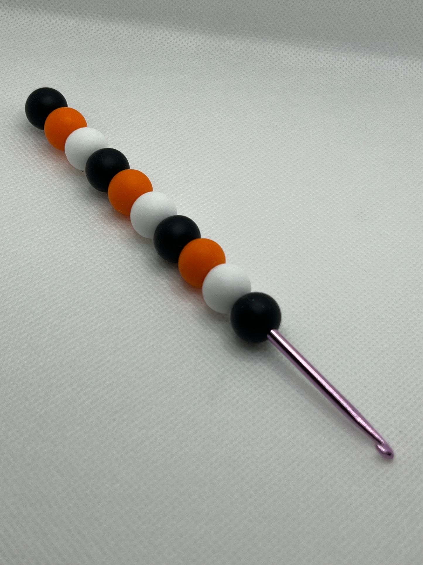 Crochet Hook with Silicone Beaded Handle