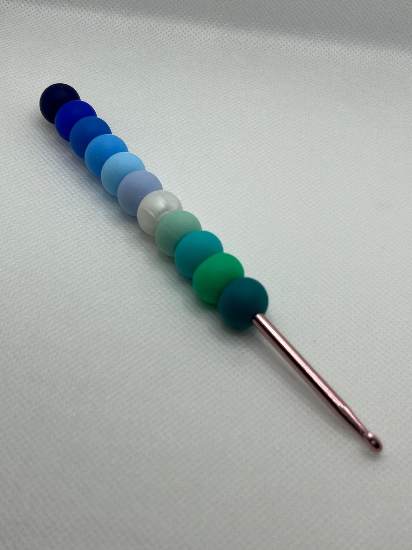 Crochet Hook with Silicone Beaded Handle