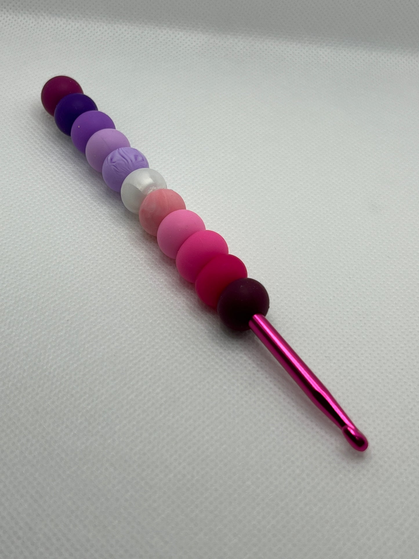 Crochet Hook with Silicone Beaded Handle