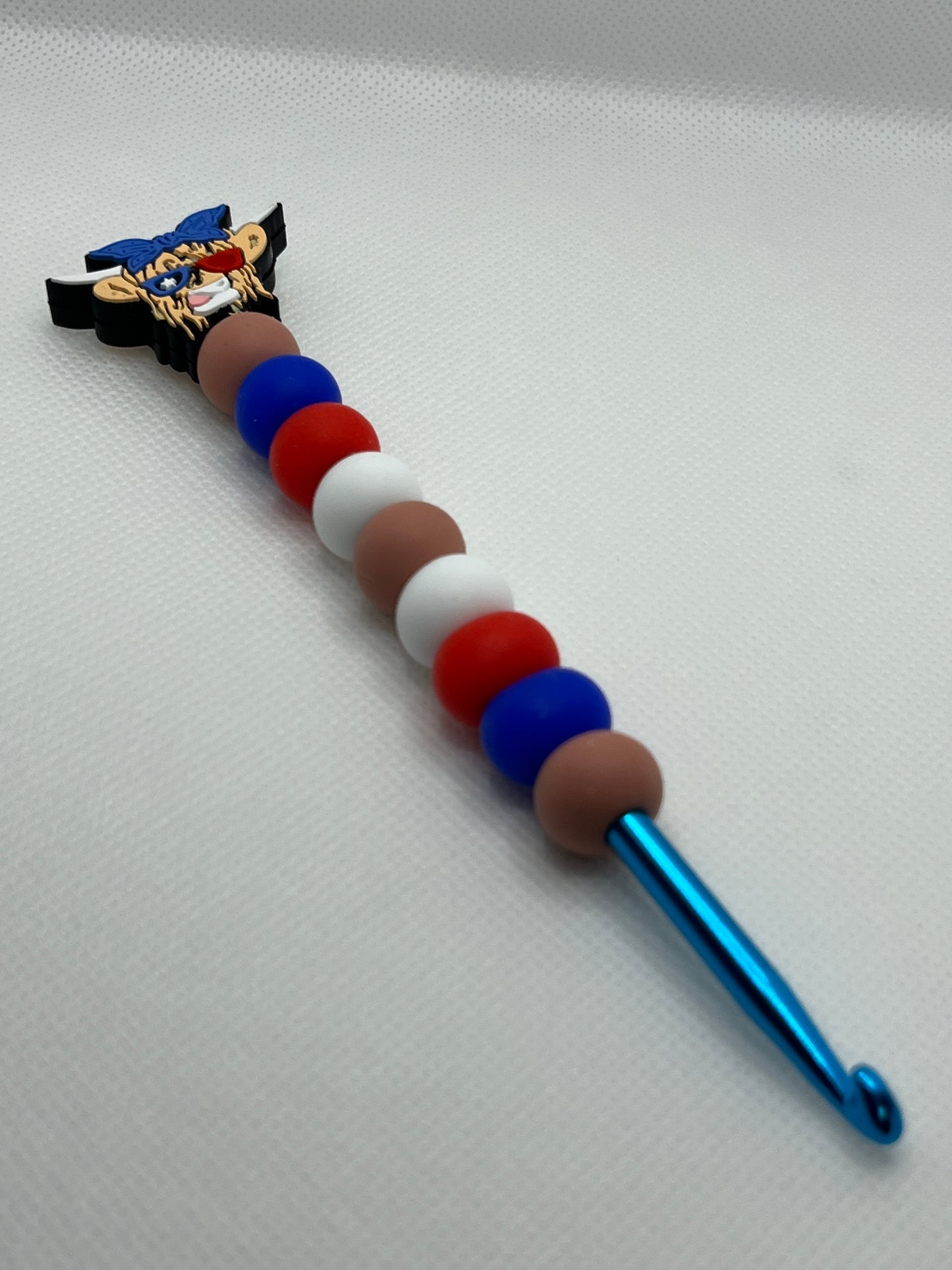 Crochet Hook with Silicone Beaded Handle