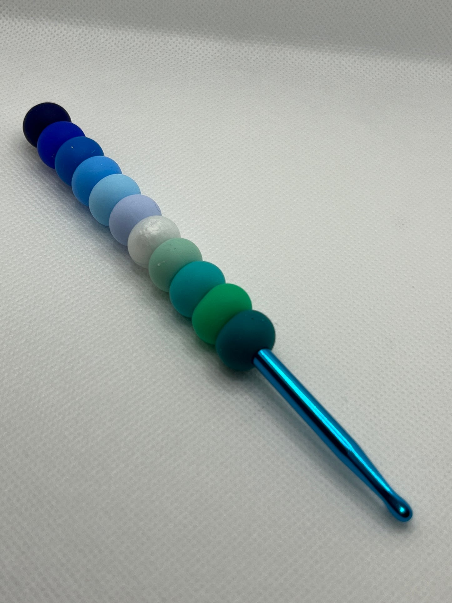 Crochet Hook with Silicone Beaded Handle