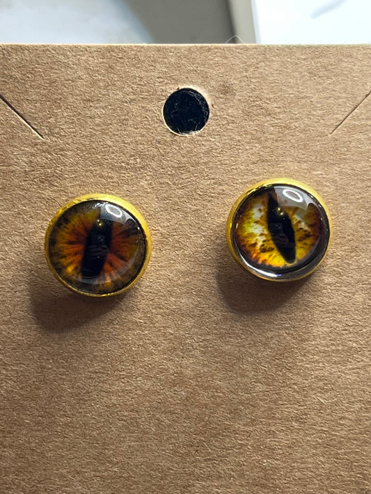 Cat's Eye Stud earrings