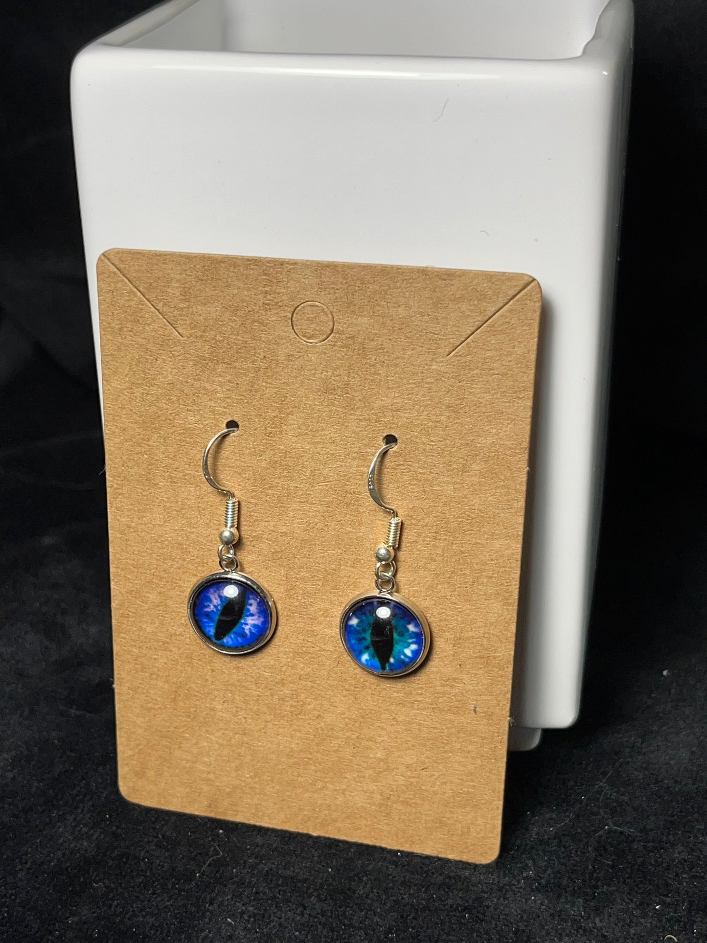 Cat’s Eye Dangle earrings