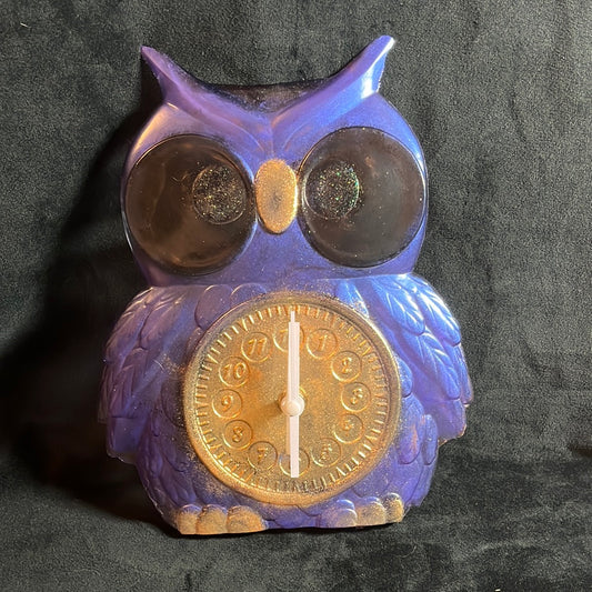 Owl clock